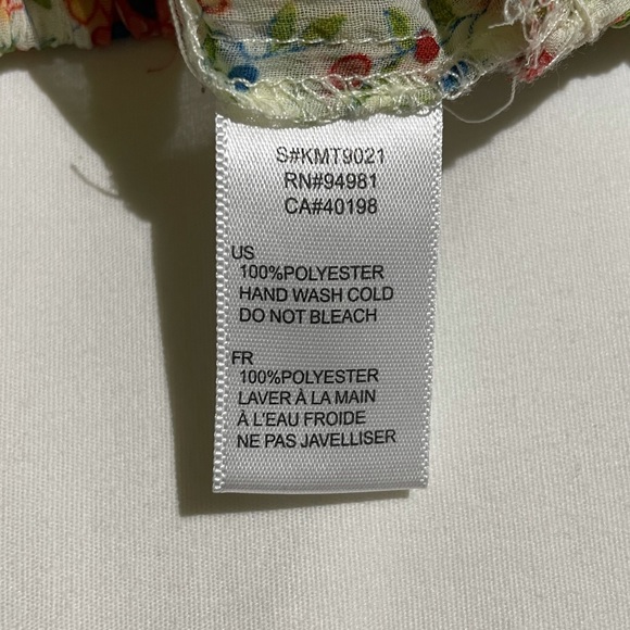 Floral patterned blouse - Picture 6 of 6